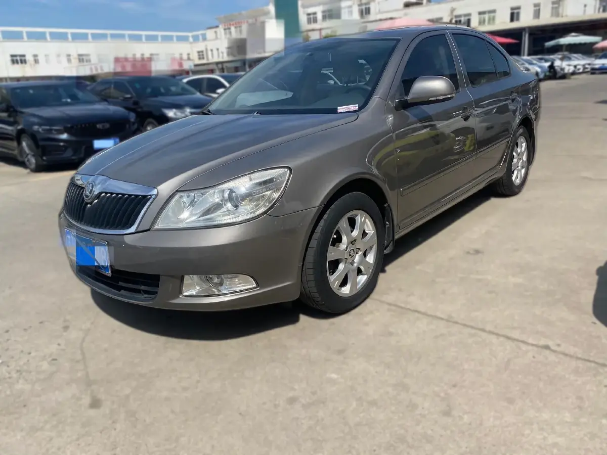 2014 Skoda Octavia 1.6L 105HP L4 6AT