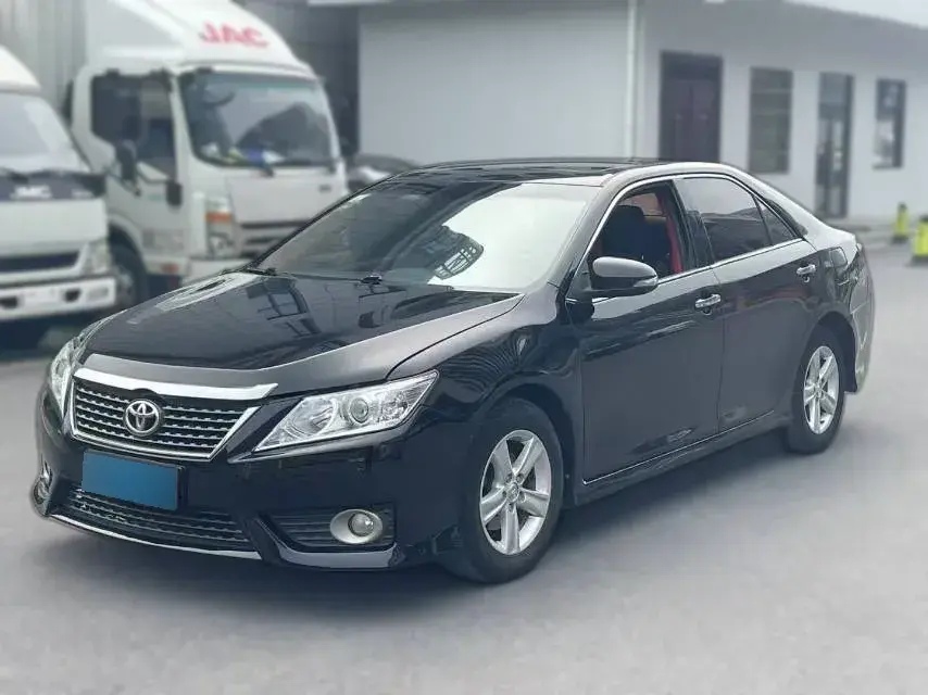 2012 Toyota Camry 2.0L 150HP L4 4AT