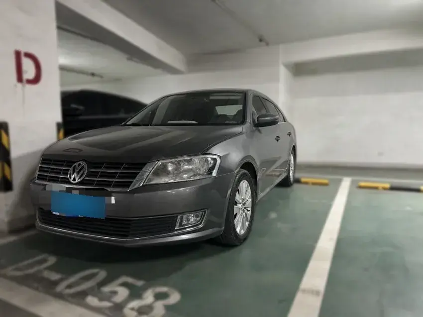 2013 Volkswagen Lavida 1.4T 131HP L4 7DCT