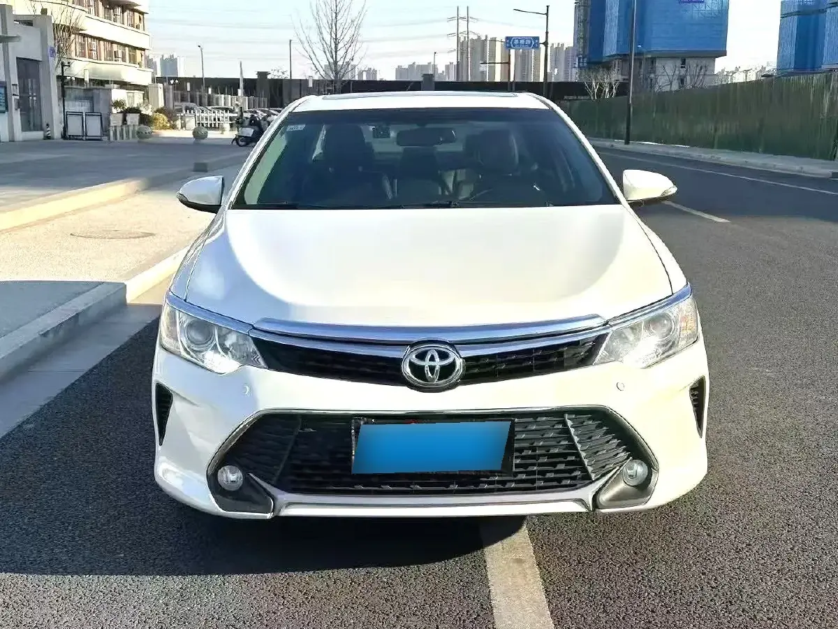 2015 Toyota Camry 2.0L 167HP L4 6AT,autocango,china used car exporter,china ev exporter,chinese used car exporter,chinese used ev exporter
