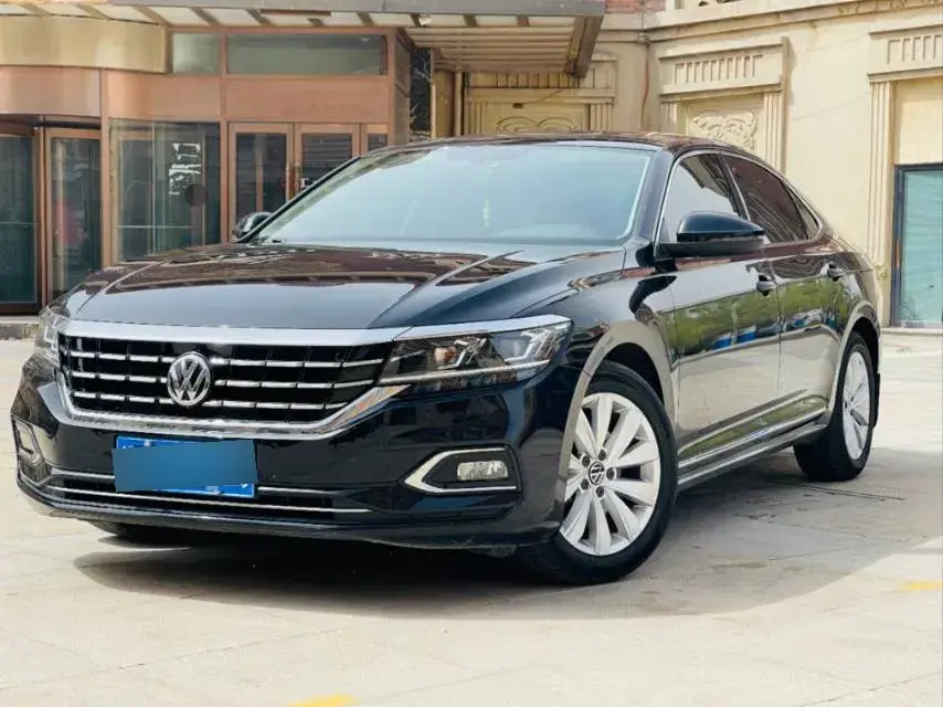 2019 Volkswagen Passat 2.0T 186HP L4 7DCT