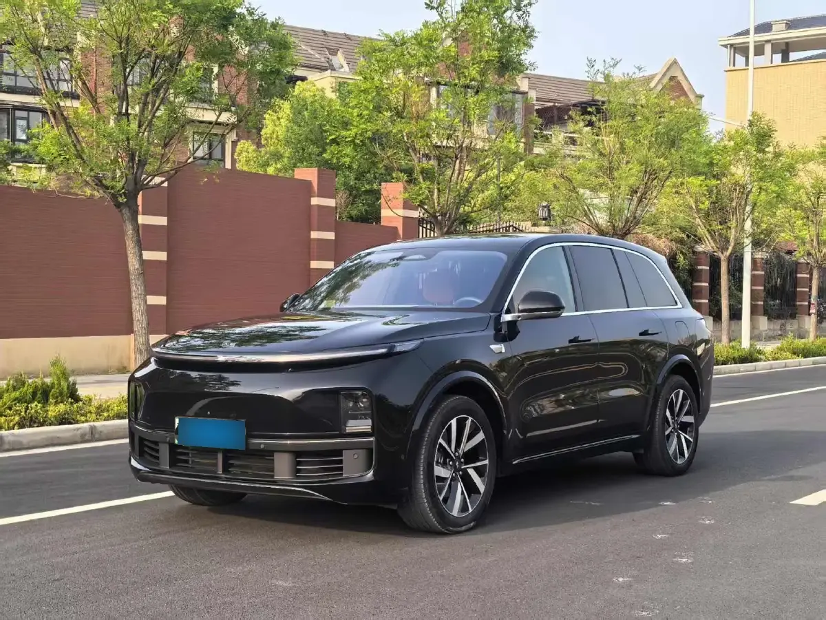 2023 Li L8 Range Extended 154HP REEV 40.9KWH