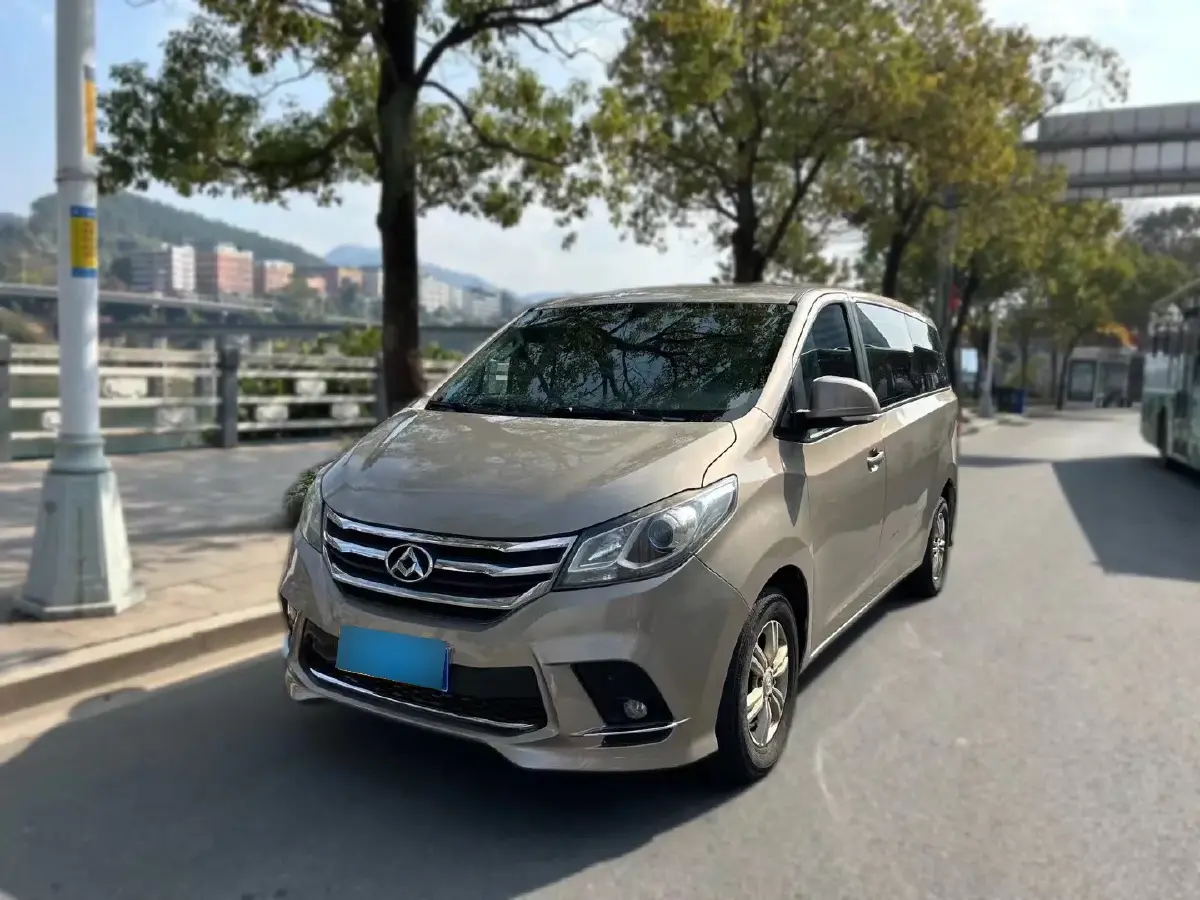 2016 MAXUS G10 2.0T 224HP L4 6AT