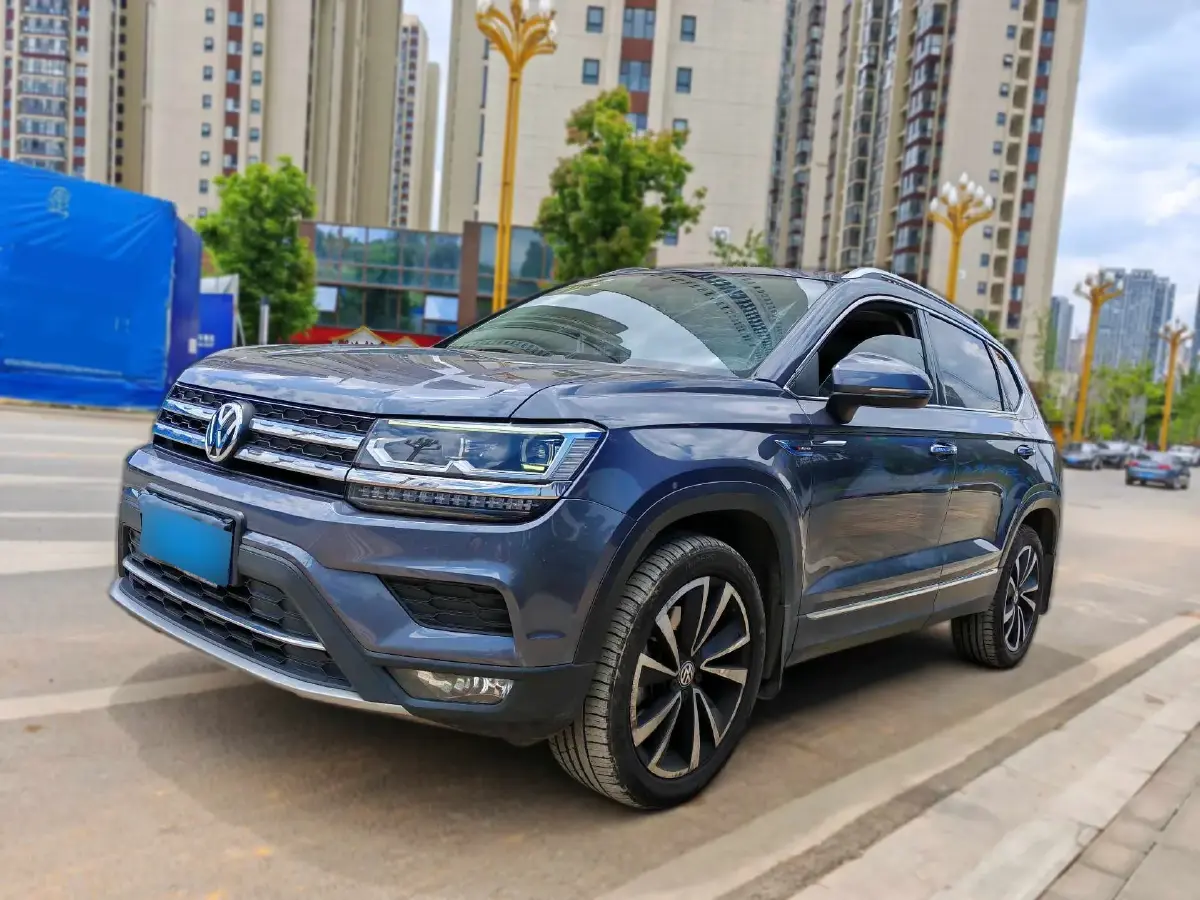 2019 Volkswagen Tharu 2.0T 186HP L4 7DCT