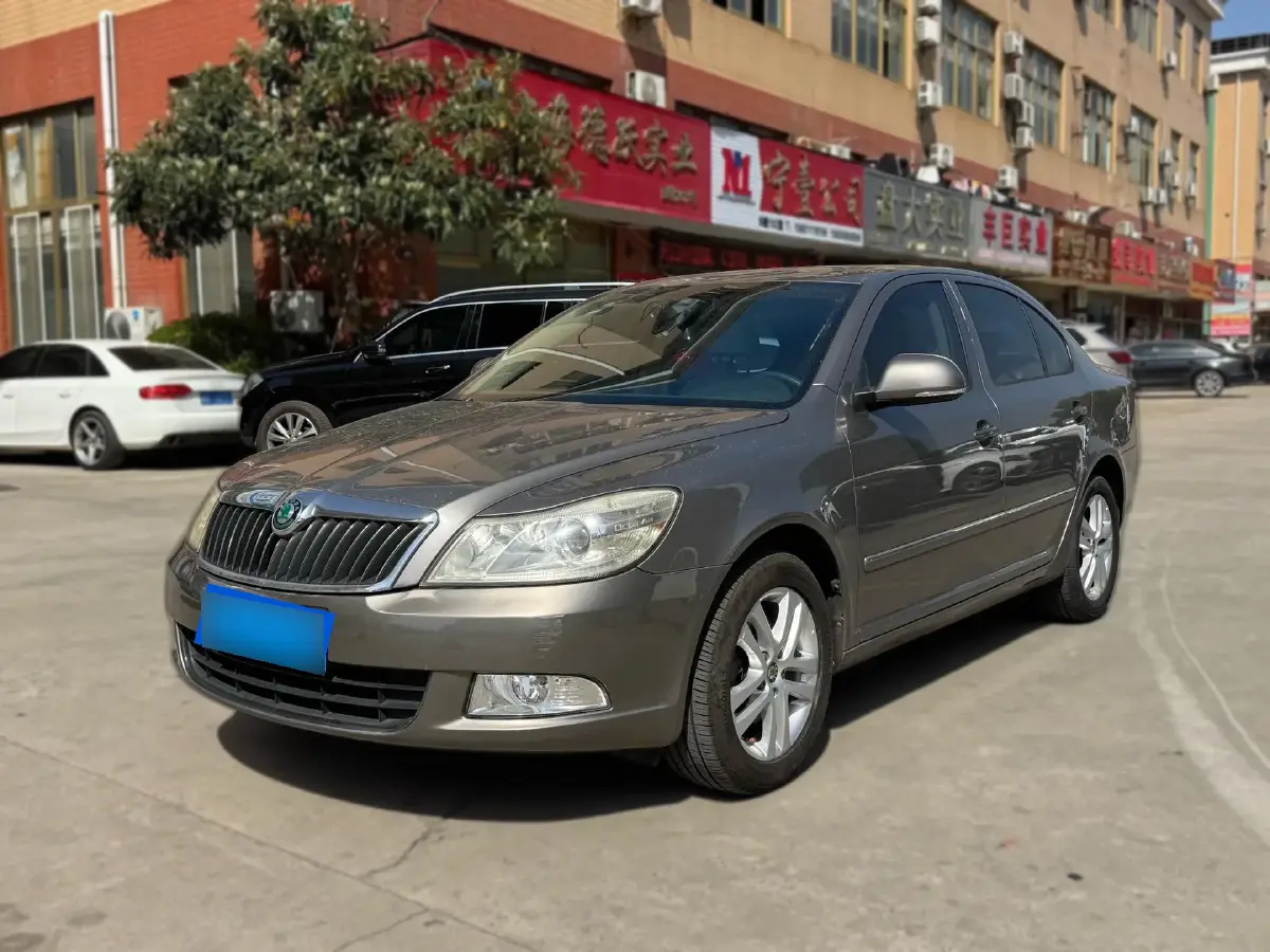 2013 Skoda Octavia 1.8T 160HP L4 7DCT