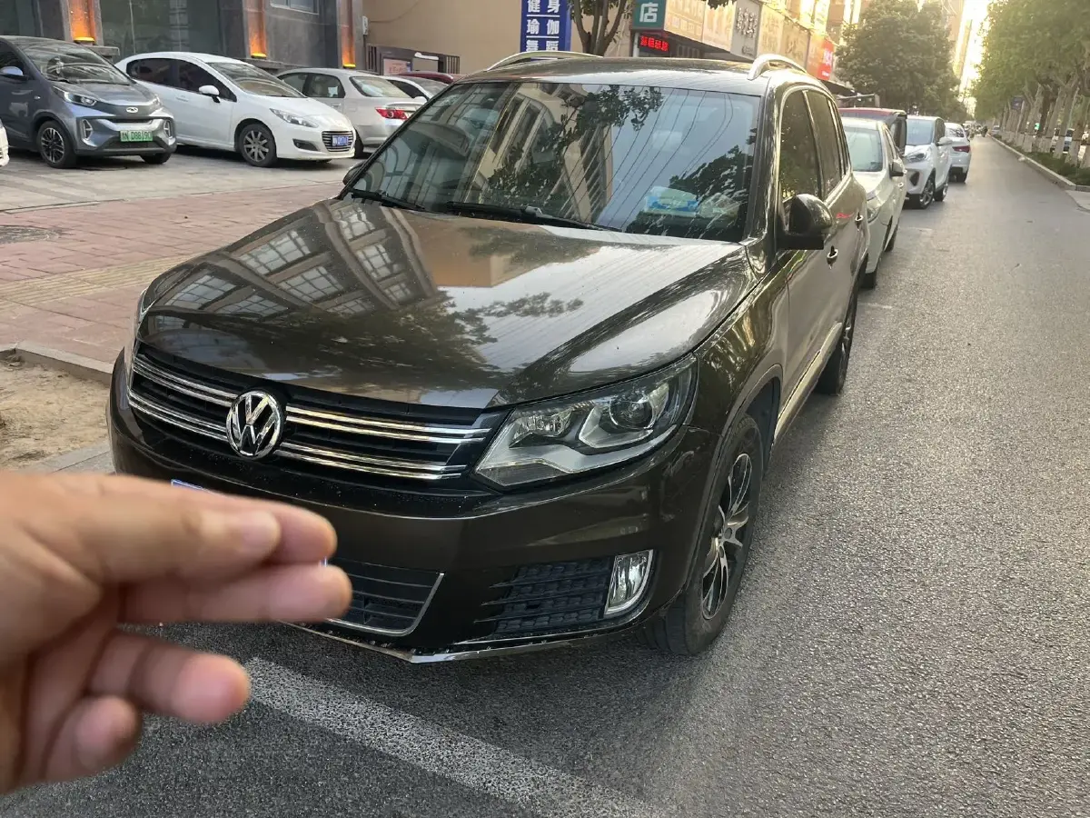 2013 Volkswagen Tiguan 1.8T 160HP L4 6AT