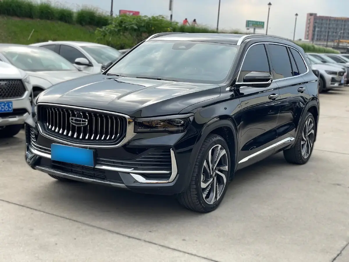 2021 Geely Monjaro 2.0T 238HP L4 8AT