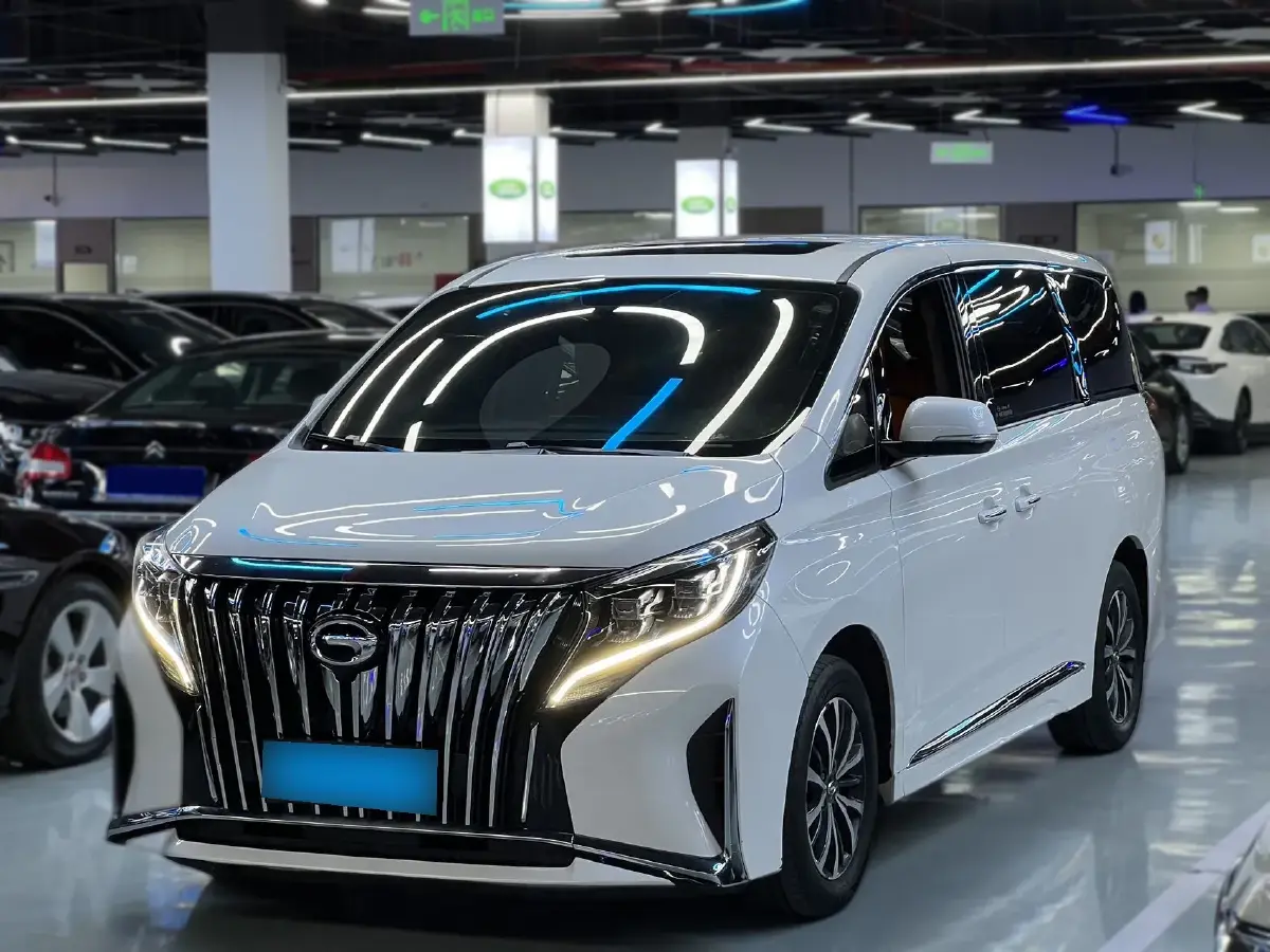 2021 GAC Trumpchi M8 2.0T 252HP L4 8AT