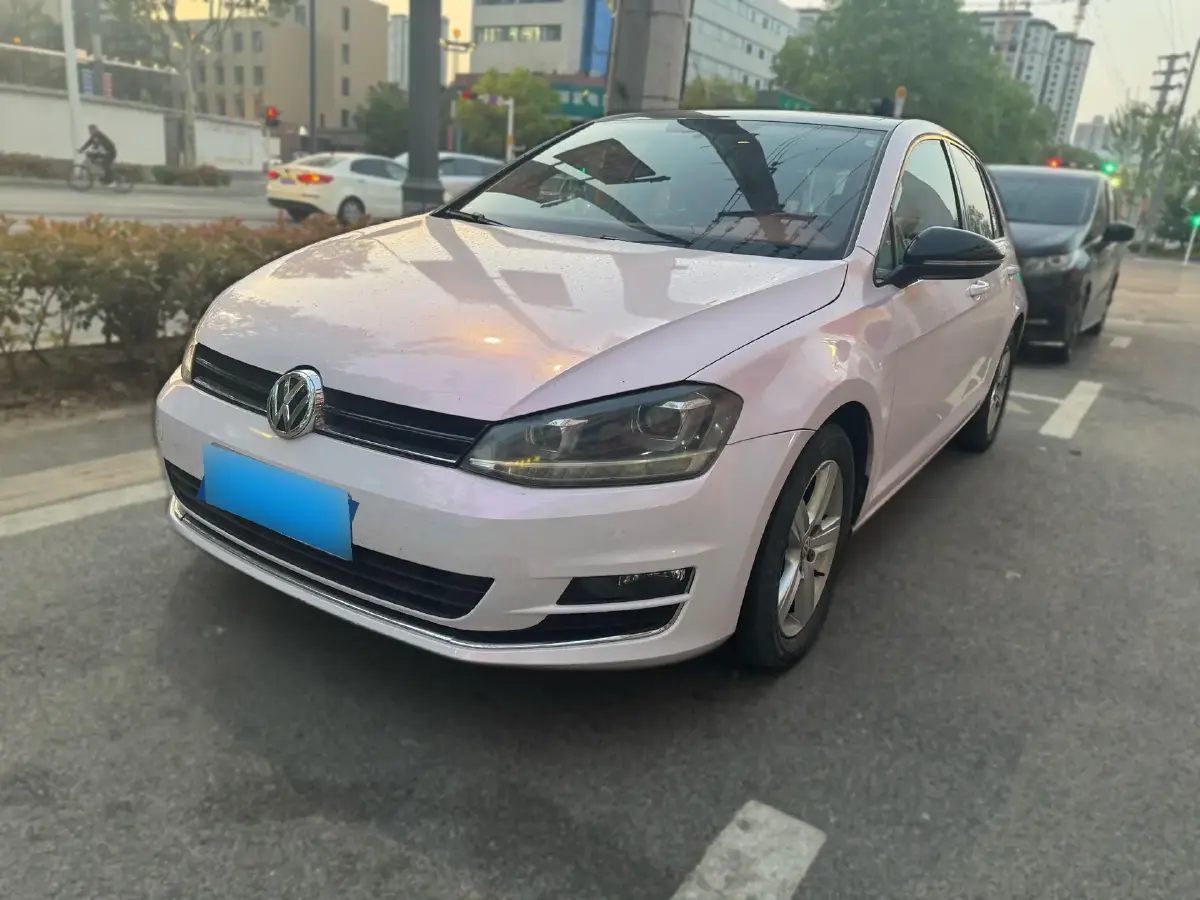 2017 Volkswagen Golf 1.4T 131HP L4 7DCT