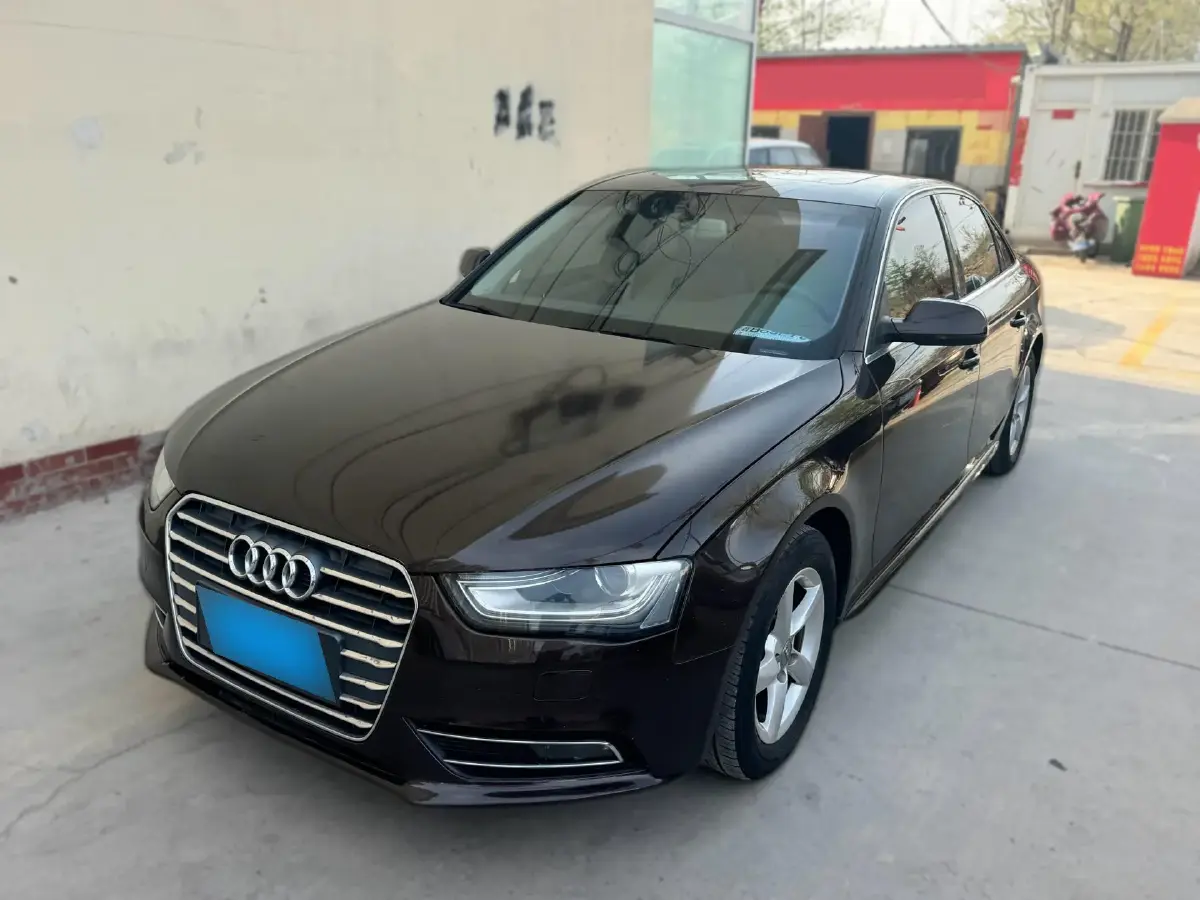 2015 Audi A4L 2.0T 180HP L4 CVT