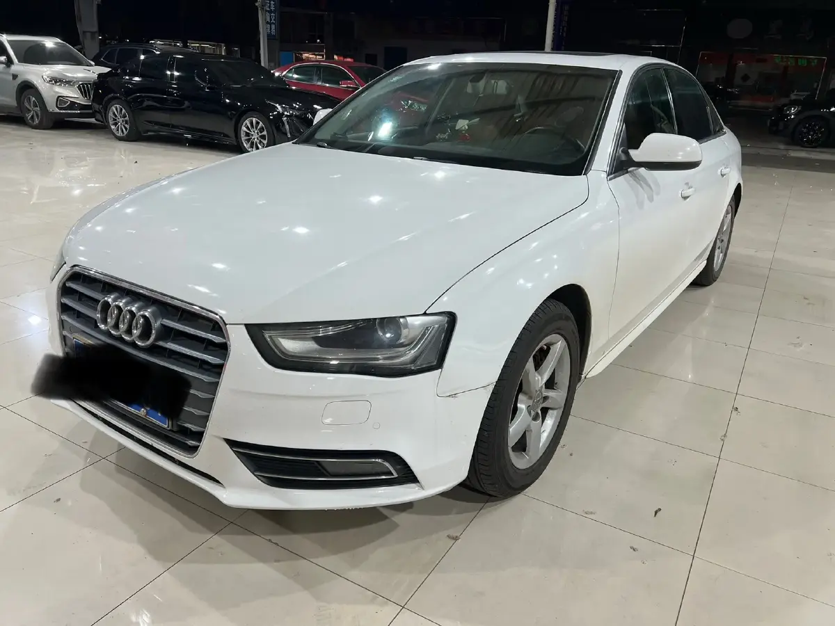 2013 Audi A4L 2.0T 180HP L4 CVT