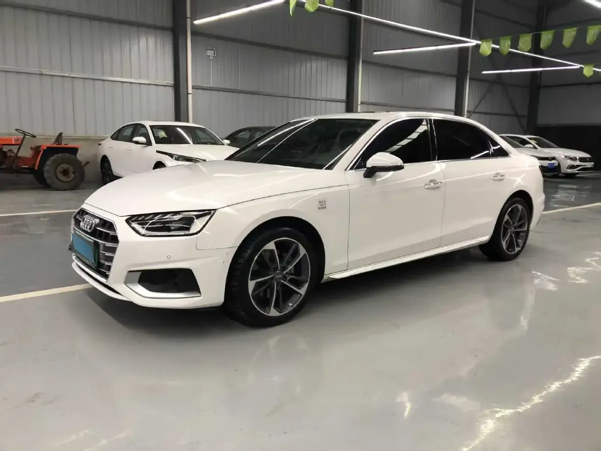 2020 Audi A4L 2.0T 190HP L4 7DCT