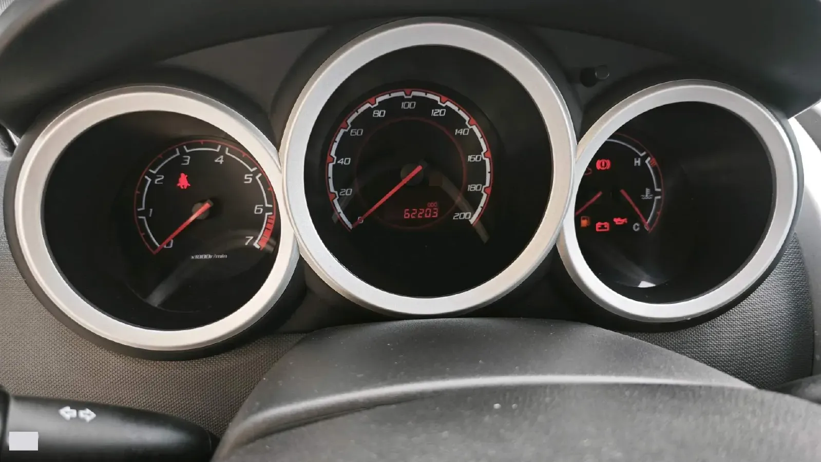 2014 ChangAn CX20 1.4L 101HP L4 5MT,autocango,china used car exporter,china ev exporter,chinese used car exporter,chinese used ev exporter