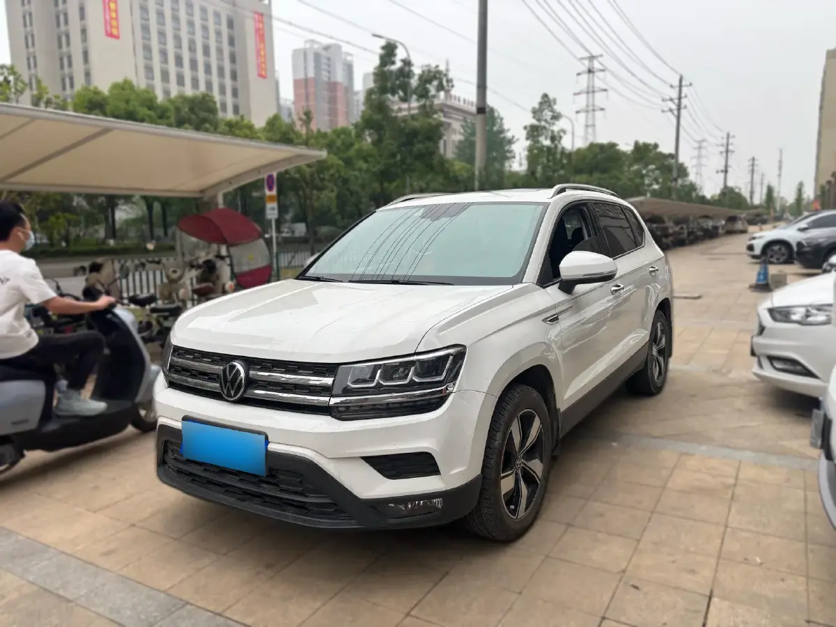 2021 Volkswagen Tharu 1.4T 150HP L4 7DCT