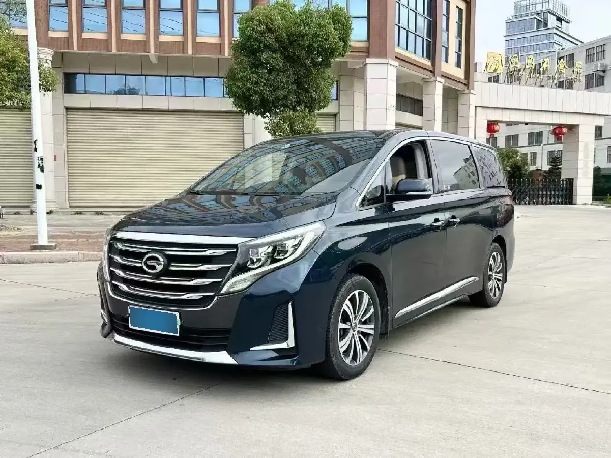 2021 GAC Trumpchi M8 2.0T 252HP L4 8AT