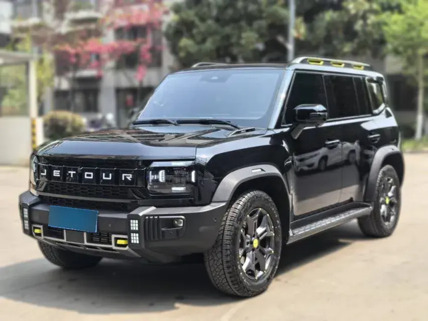 2023 Jetour Traveller 2.0T 254HP L4 7DCT