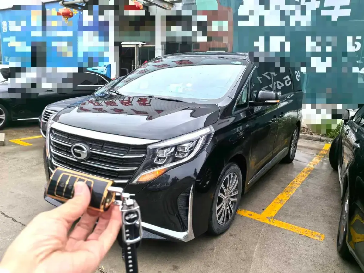 2021 GAC Trumpchi M8 2.0T 252HP L4 8AT