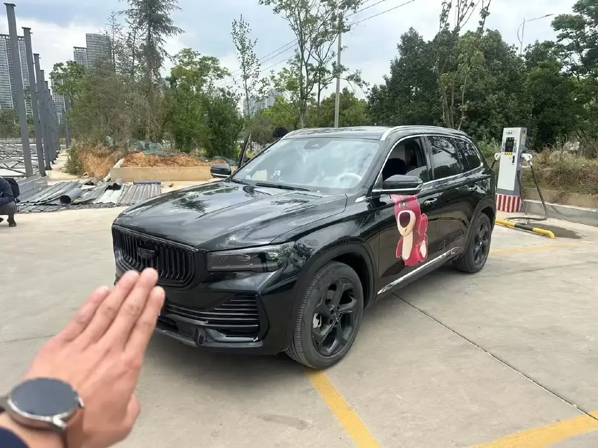 2021 Geely Monjaro 2.0T 218HP L4 7DCT