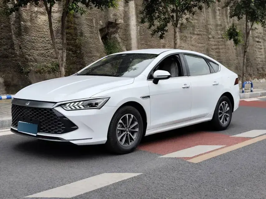 2023 BYD Qin Plus 1.5L 110HP L4 E-CVT PHEV 8.32KWH