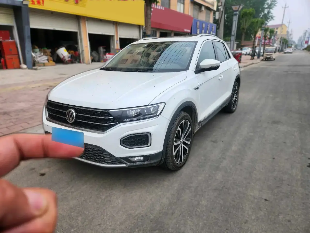 2020 Volkswagen T-Roc 1.4T 150HP L4 7DCT