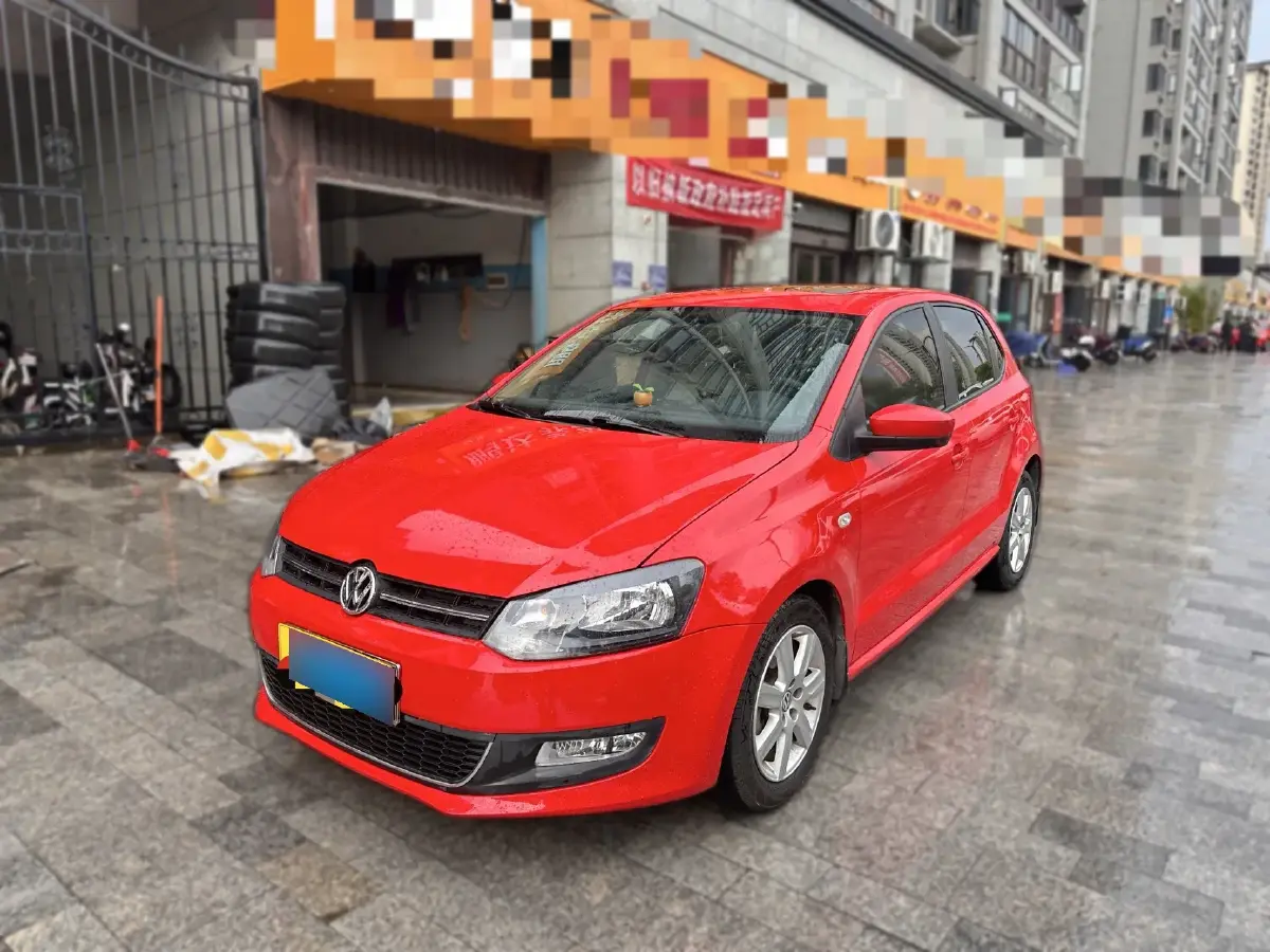 2011 Volkswagen Polo 1.4L 86HP L4 6AT
