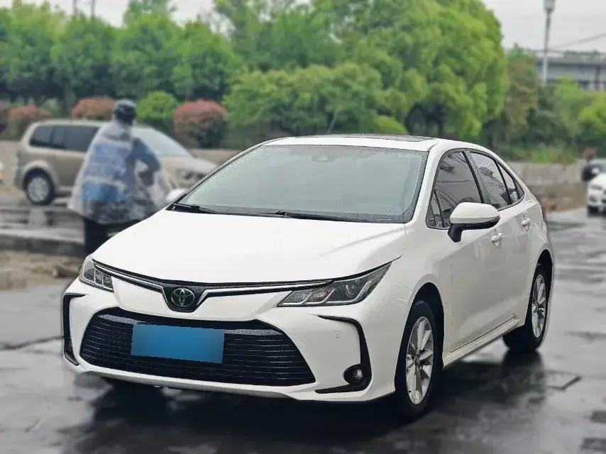 2021 Toyota Corolla 1.2T 116HP L4 CVT