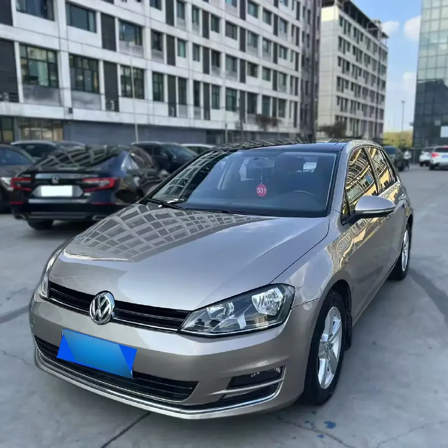 2015 Volkswagen Golf 1.6L 110HP L4 5MT