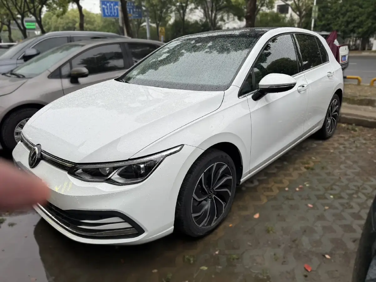 2023 Volkswagen Golf 1.4T 150HP L4 7DCT