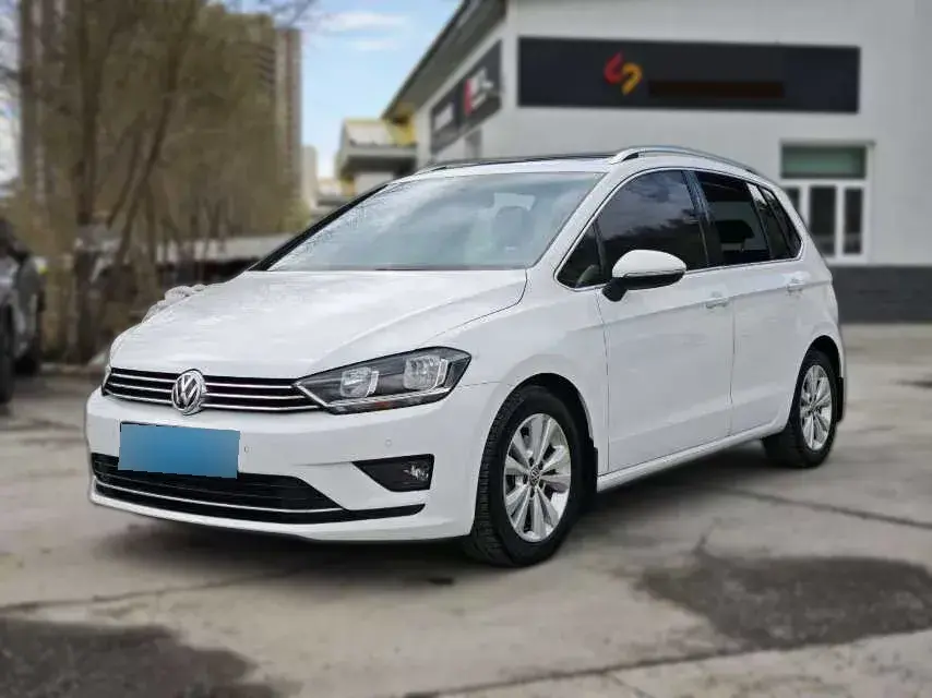 2018 Volkswagen Golf Sportsvan 1.4T 131HP L4 7DCT