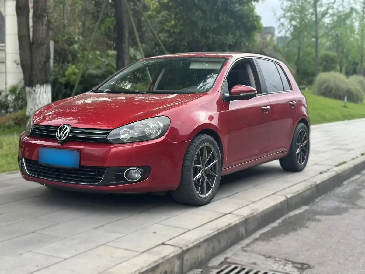 2012 Volkswagen Golf 1.4T 131HP L4 5MT