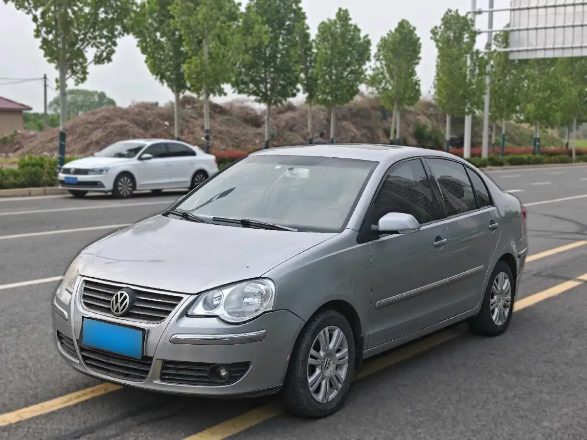 2008 Volkswagen Polo 1.6L 105HP L4 6AT