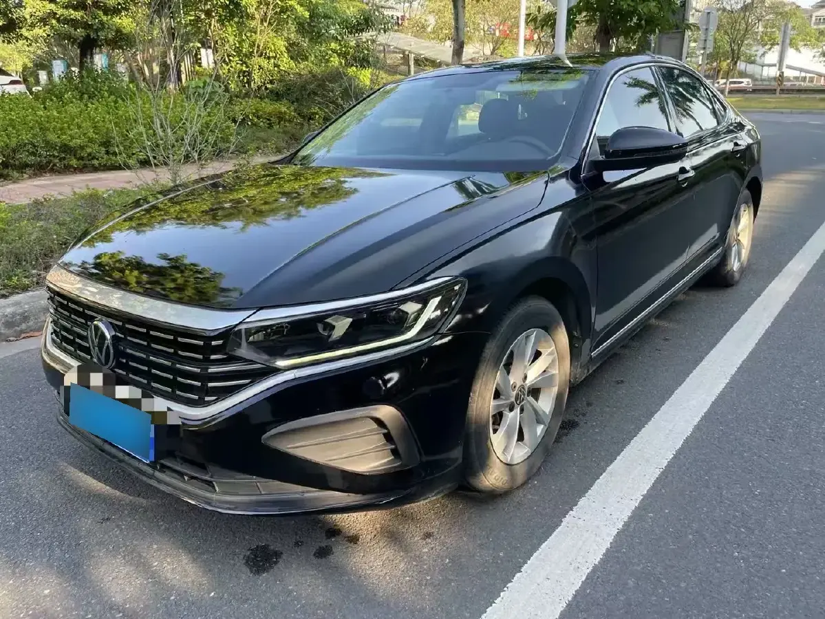 2022 Volkswagen Passat 1.4T 150HP L4 7DCT