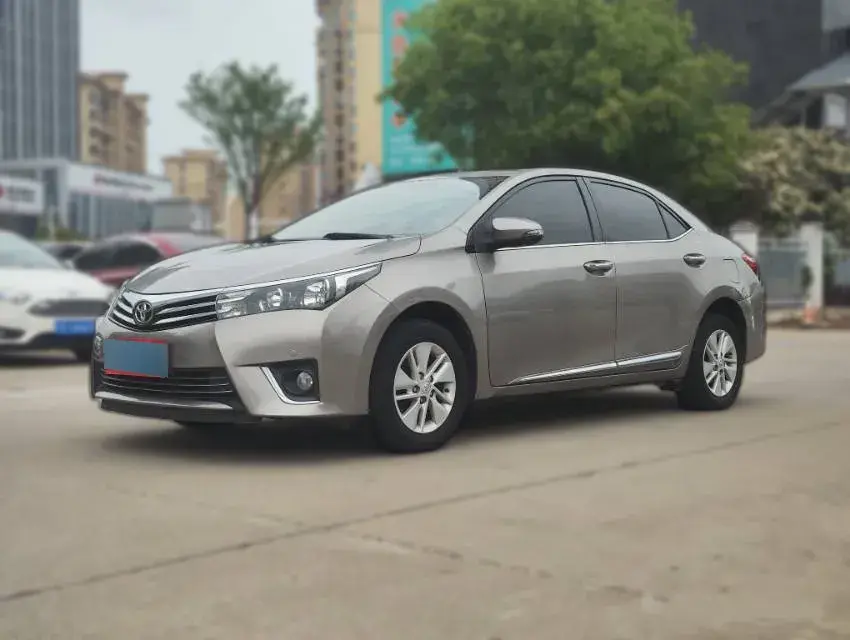 2016 Toyota Corolla 1.6L 122HP L4 CVT