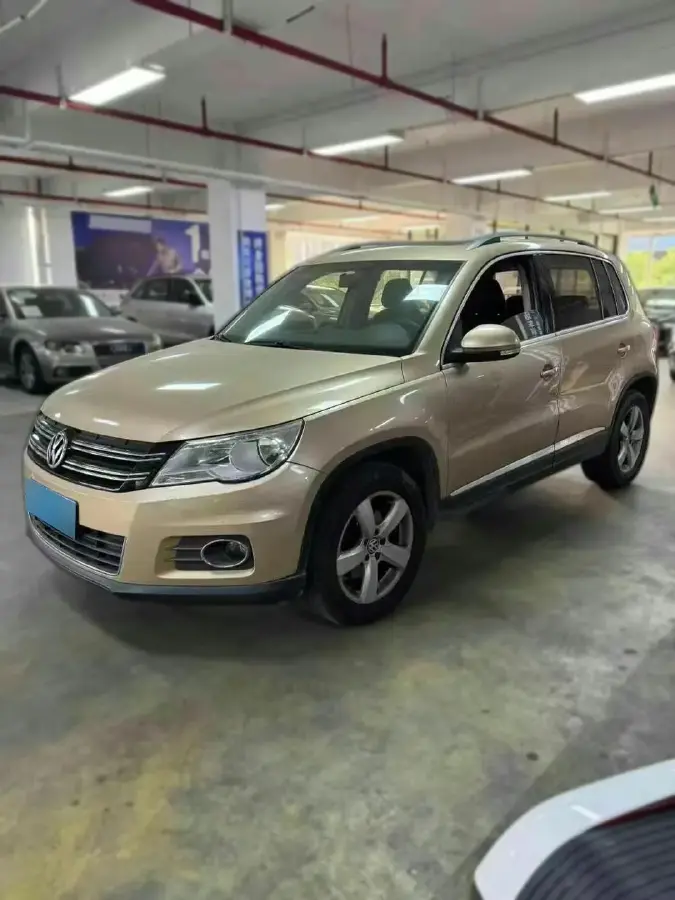 2012 Volkswagen Tiguan 1.8T 160HP L4 6AT