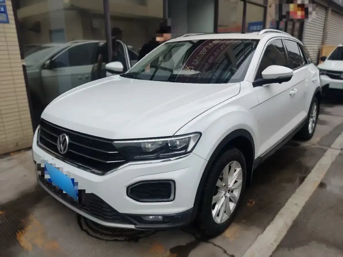 2020 Volkswagen T-Roc 1.4T 150HP L4 7DCT