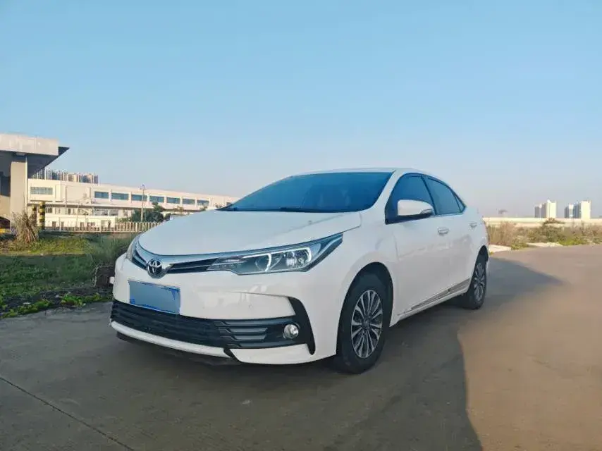 2017 Toyota Corolla 1.2T 116HP L4 6MT