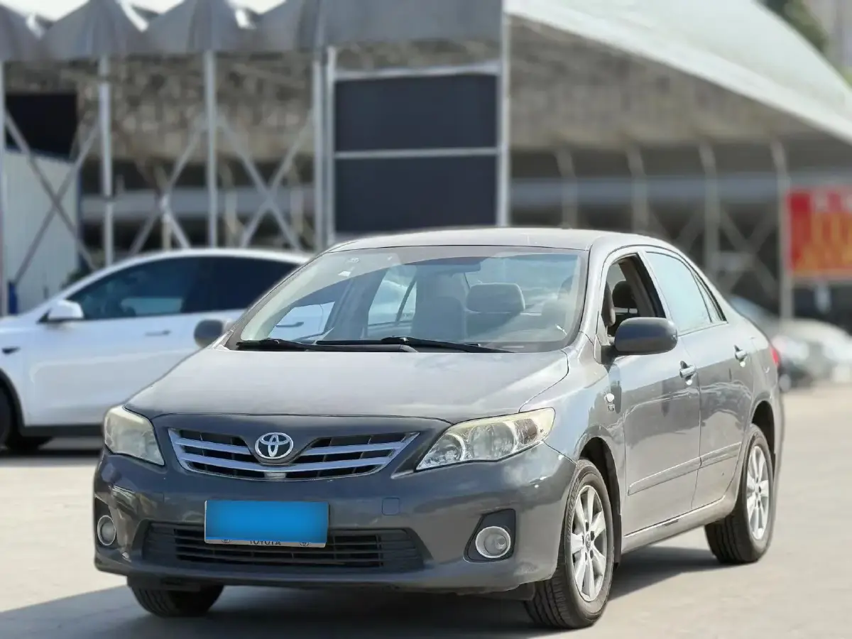 2011 Toyota Corolla 1.6L 122HP L4 5MT