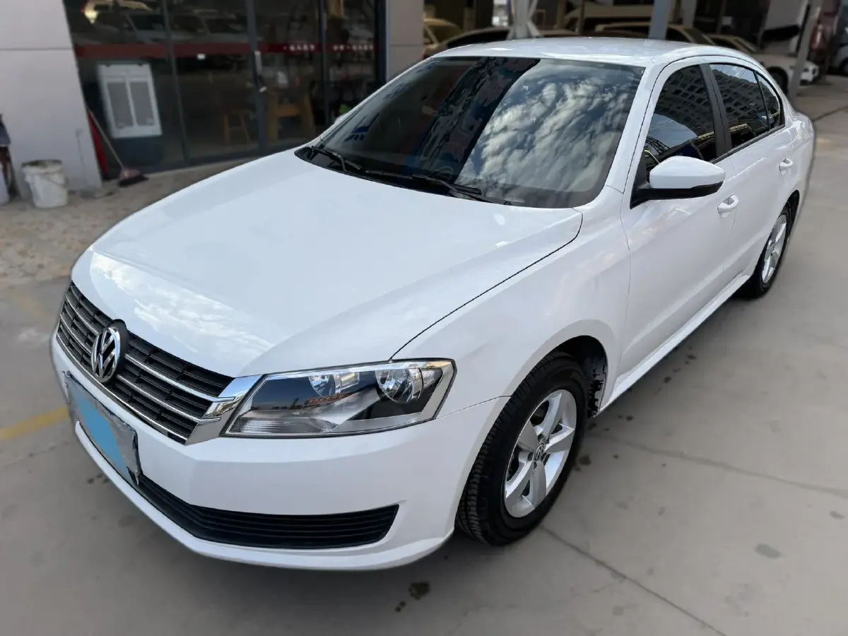 2017 Volkswagen Lavida 1.6L 110HP L4 6AT
