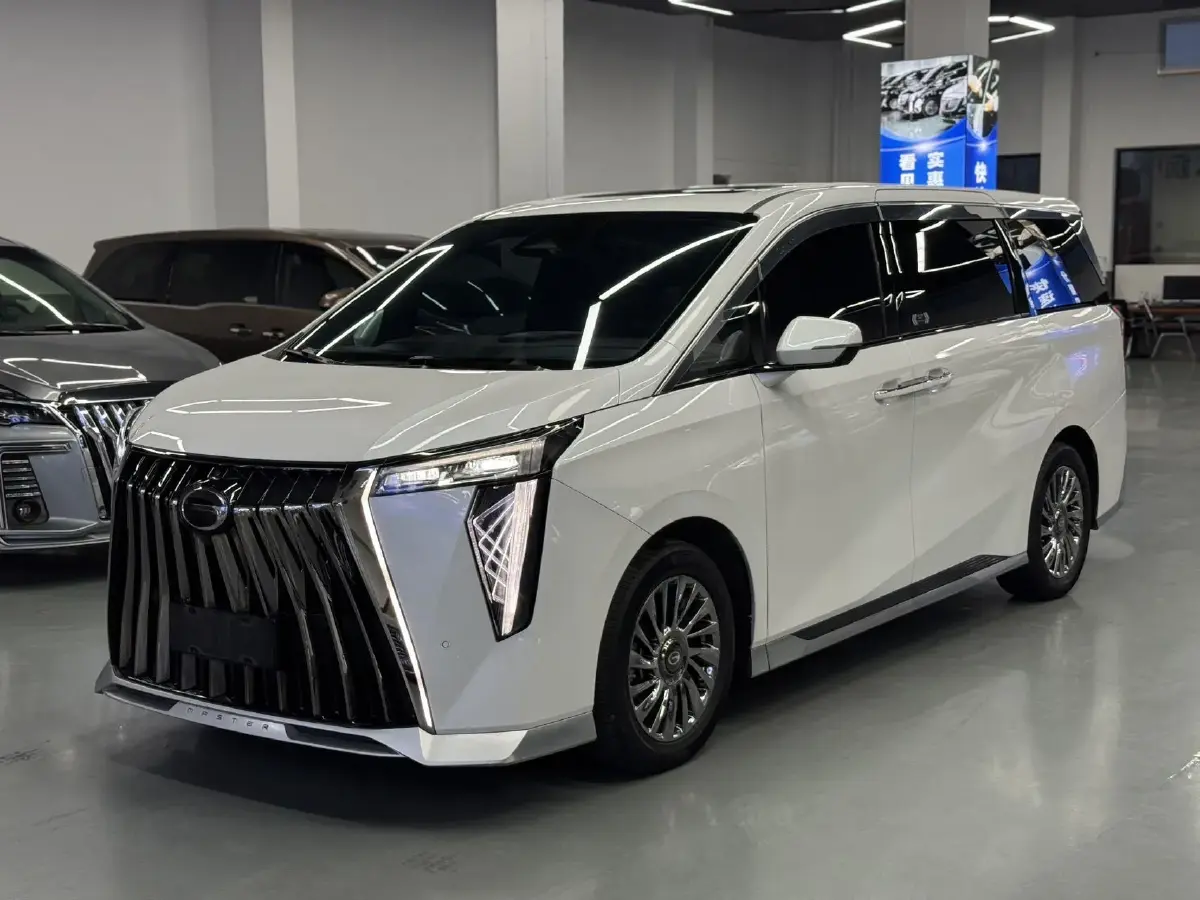 2023 GAC Trumpchi M8 2.0T 252HP L4 8AT