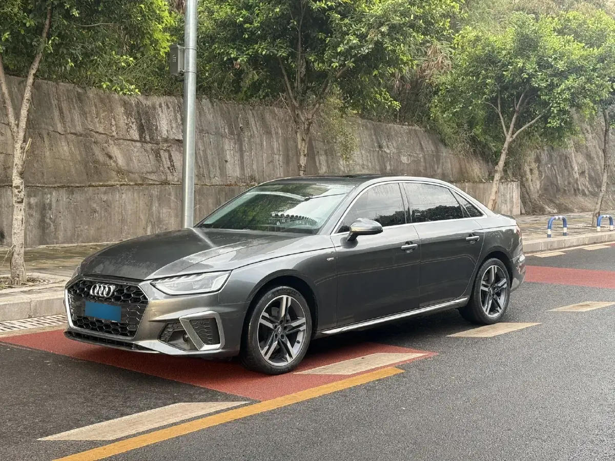 2020 Audi A4L 2.0T 190HP L4 7DCT