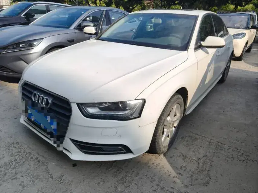 2013 Audi A4L 2.0T 180HP L4 CVT