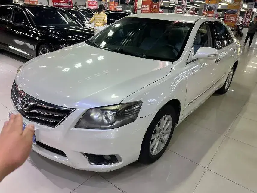 2013 Toyota Camry 2.0L 148HP L4 4AT