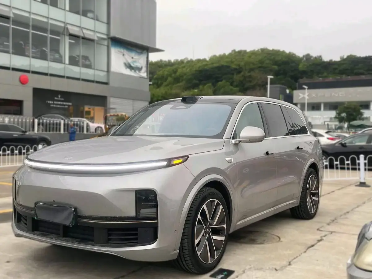 2022 Li L9 Range Extended 154HP REEV 42.6KWH