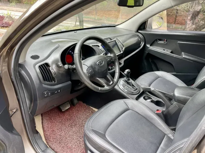 2012 Kia Sportage R 2.0L 165HP L4 6MT,autocango,china used car exporter,china ev exporter,chinese used car exporter,chinese used ev exporter