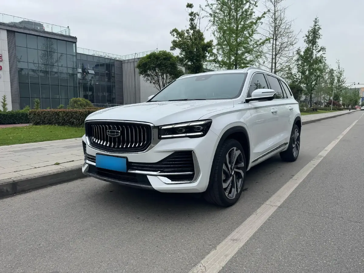 2024 Geely Monjaro 2.0T 238HP L4 8AT