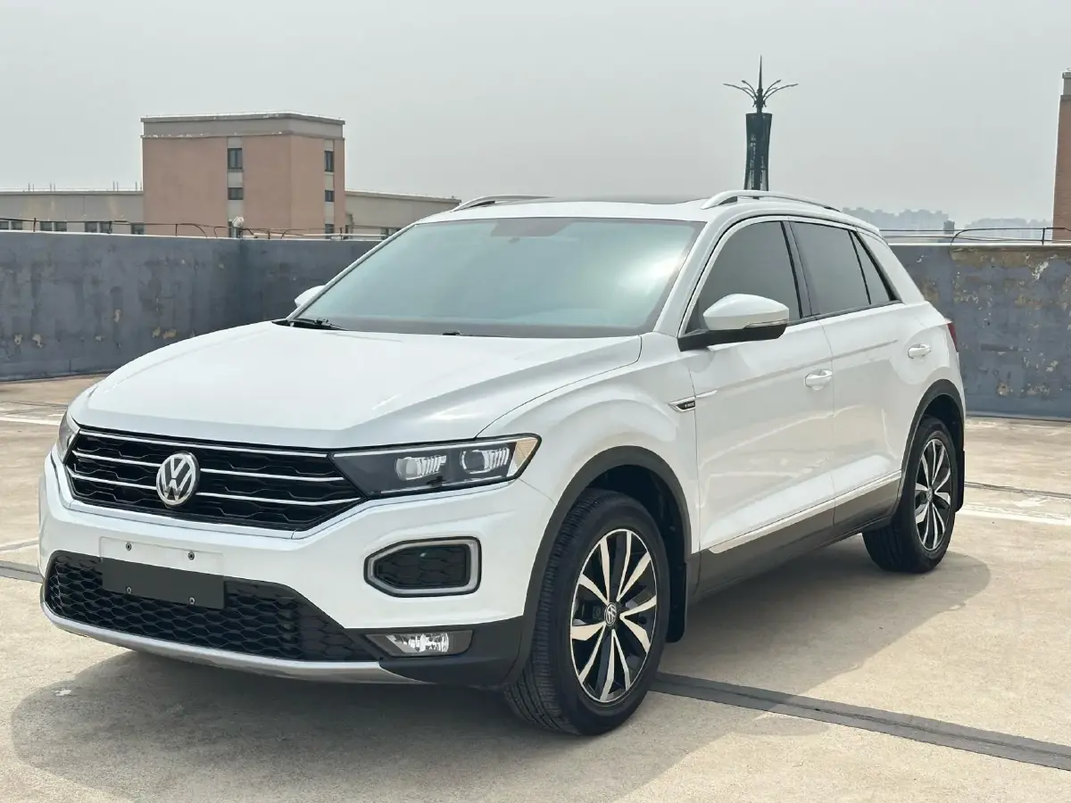 2018 Volkswagen T-Roc 1.4T 150HP L4 7DCT
