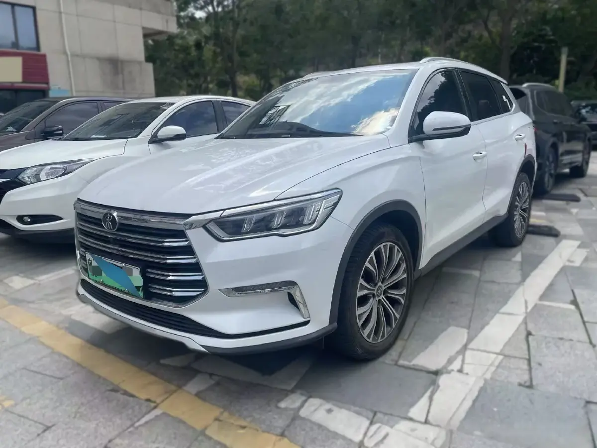 2019 BYD Song Pro 1.5T 160HP L4 6DCT PHEV 15.7KWH