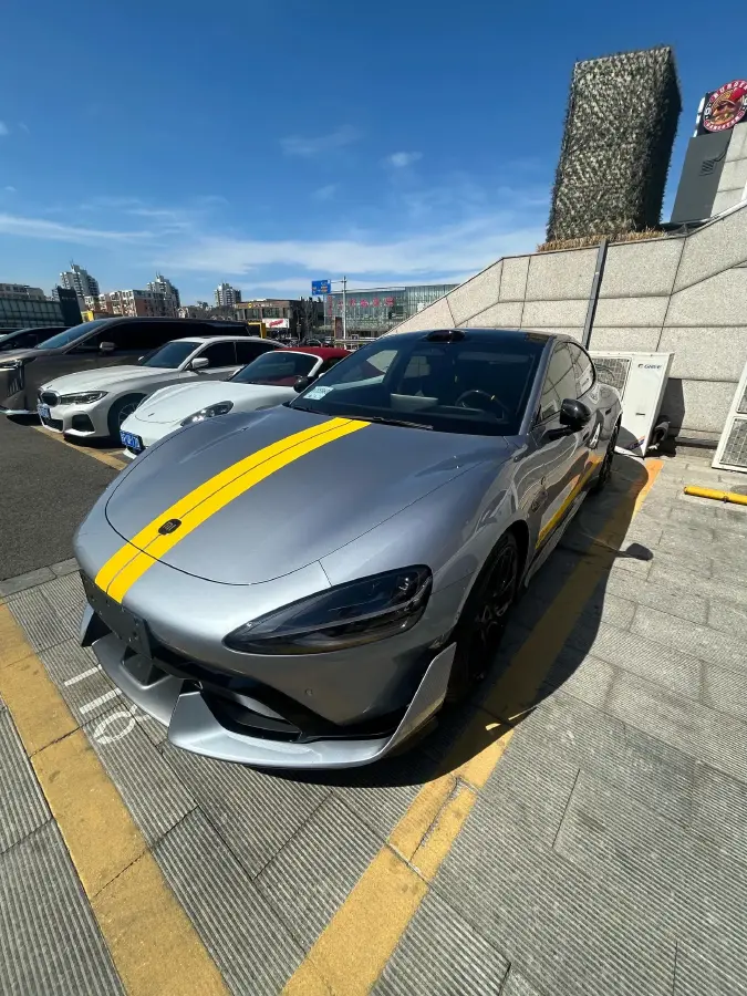 2025 MI SU7 Ultra BEV 93.7KWH