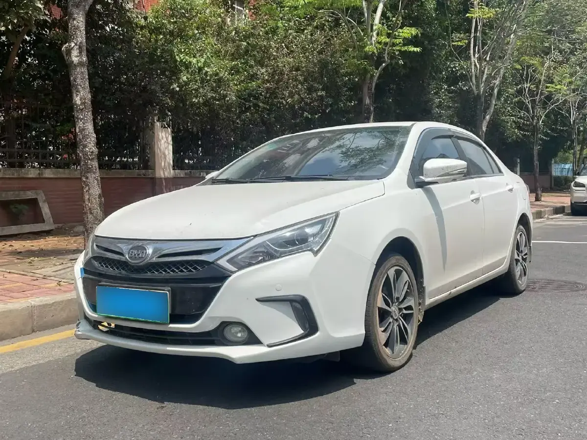 2015 BYD Qin 1.5T 154HP L4 6DCT PHEV 13KWH