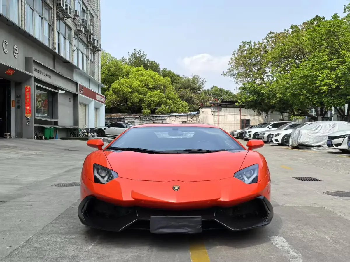 2011 Lamborghini Aventador 6.5L 700HP V12 7ISR,autocango,china used car exporter,china ev exporter,chinese used car exporter,chinese used ev exporter